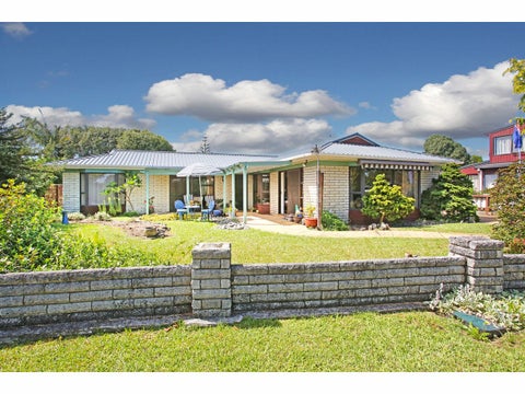 8 Godwit Place, Waiuku, Waiuku