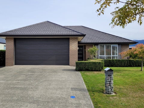 91 Howden Street, Te Anau, Te Anau