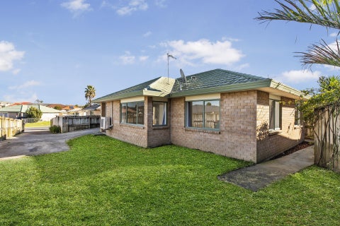 12A Manston Road, Mangere, Auckland