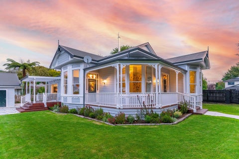 129 Raumati Road, Raumati Beach, Paraparaumu