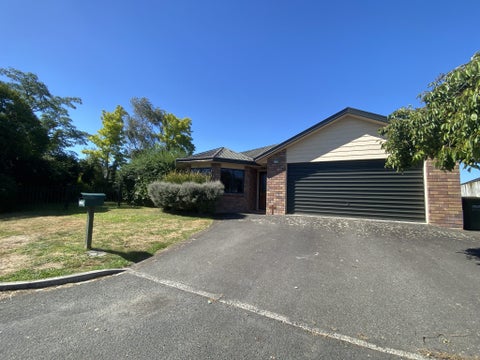7 Johnsfield Place, Rototuna, Hamilton