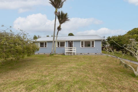 17 Buckley Grove, Paraparaumu
