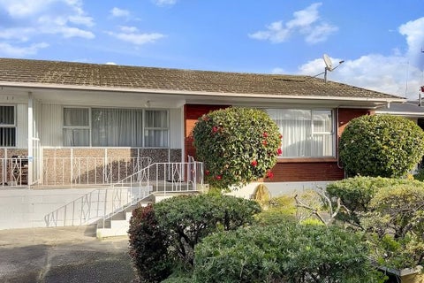 3/174 Blockhouse Bay Road, Avondale, Auckland