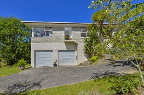 2/168 Stredwick Drive, Torbay, Auckland