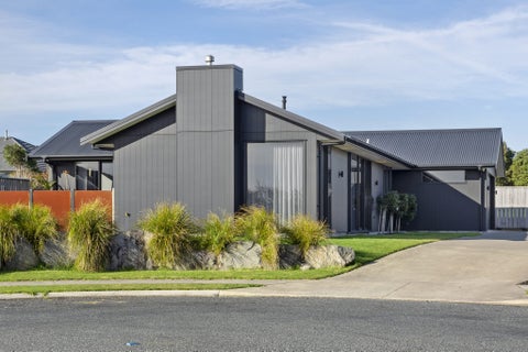 15 Desmond Place, Bell Block, New Plymouth
