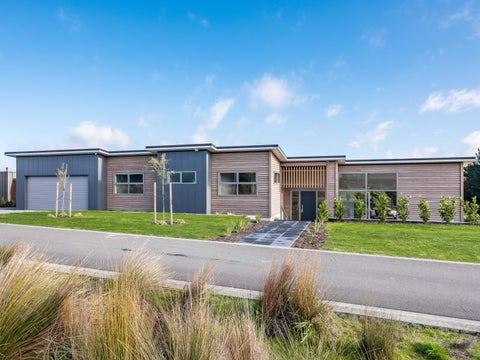 14 Te Heke Place, Waikanae