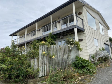 16B Osborne Street, Riverton