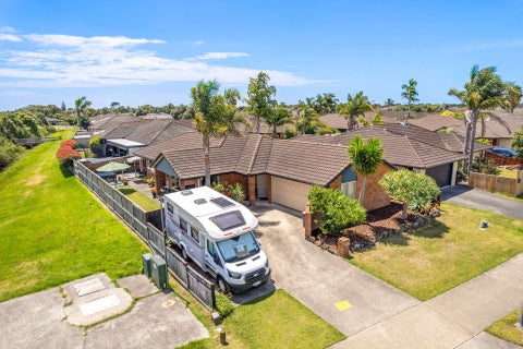 99 Doncaster Drive, Papamoa Beach, Papamoa