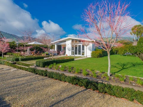 27 Kohekohe Road, Waikanae, Waikanae