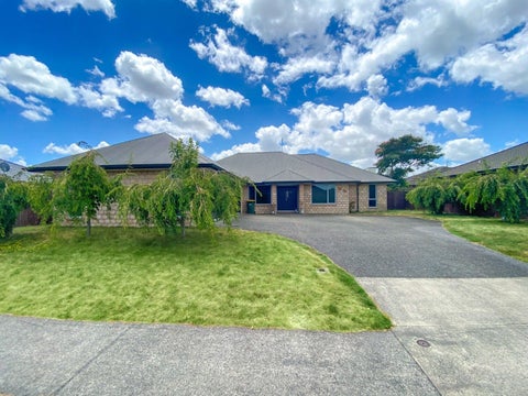 13 The Ford, Huntington, Hamilton