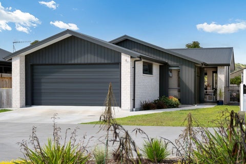 11 Maara Close, Papamoa Beach, Papamoa