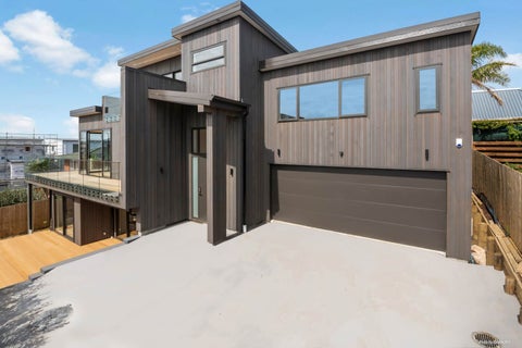 75A Forrest Hill Road, Milford, Auckland