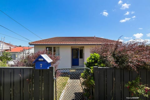 7 Tukanae Street, Strathmore Park, Wellington