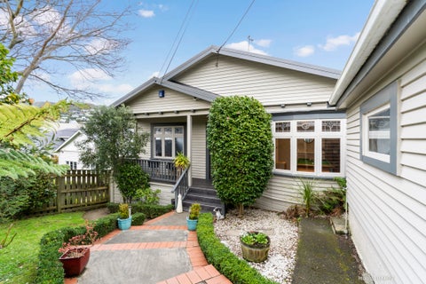 17 Raine Street, Karori, Wellington
