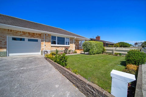 2/0 Rangitoto Road, Papatoetoe, Auckland