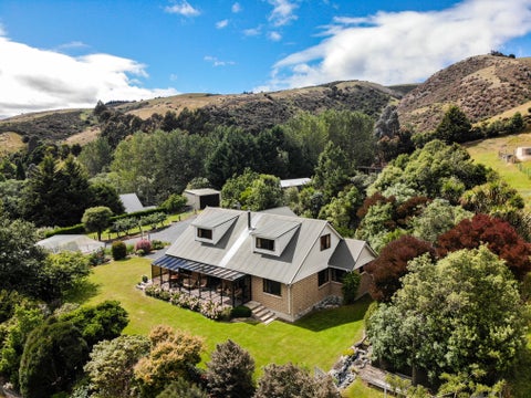 6 Peel Street, Allanton, Mosgiel