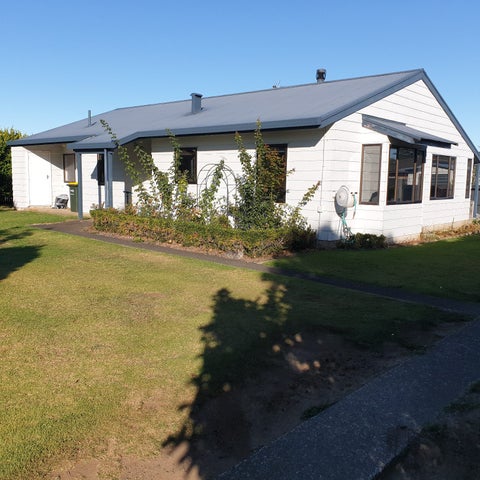 82 Sandspit Road, Waiuku, Waiuku