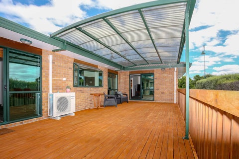 28 Vanderbilt Parade, Albany, Auckland
