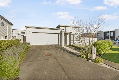 30 Costa Viva Crescent, Karaka, Papakura