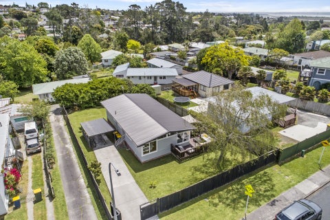 59 Barrys Road, Glendene, Auckland