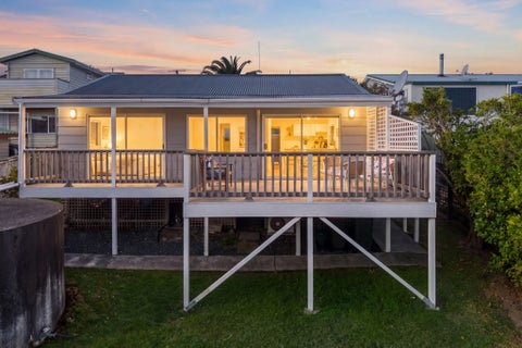 31 Shakespear Road, Army Bay, Whangaparaoa