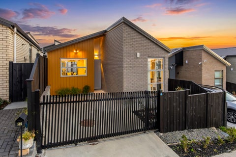 37 Puwha Street, Massey, Auckland