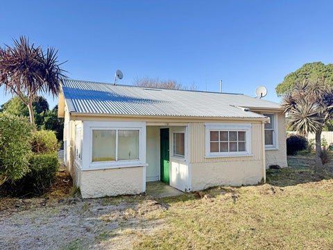 30 Muri Street, Aramoana, Port Chalmers