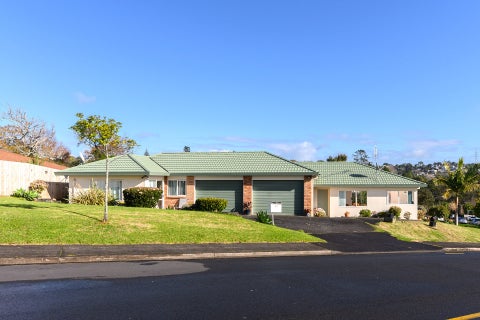60 Hewlett road, Massey, Auckland