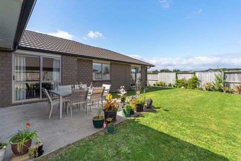 6 Okataina Street, Pyes Pa, Tauranga