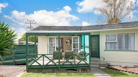 25 Riverpark Crescent, Henderson, Auckland