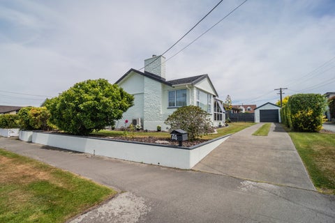 74 Mountain View Road, Glenwood, Timaru