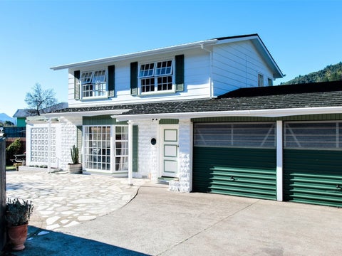 42A Devon Street, Picton