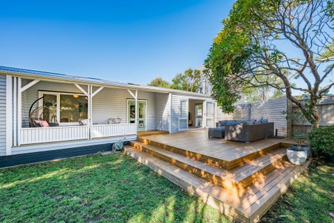 16 Wairere Grove, Paraparaumu