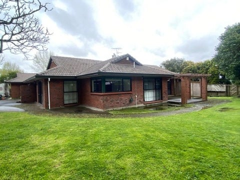 40 Gracechurch Drive, Flat Bush, Manukau City, Auckland