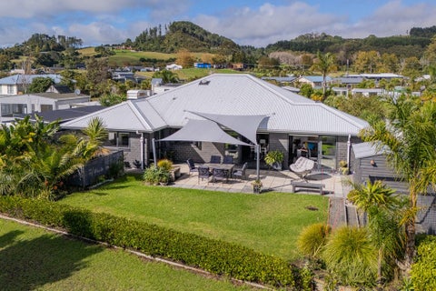28 Motukorure Parade, Cooks Beach, Whitianga
