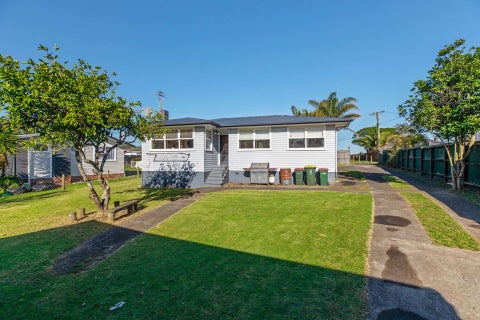 87A Tidal Road, Mangere, Auckland