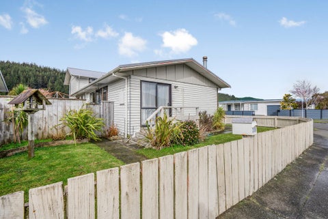 162 Wise Street, Wainuiomata, Lower Hutt