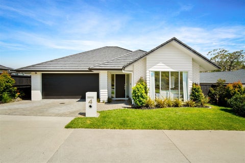 4 Ahutoetoe Road, Wainui, Wainui
