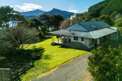 718 Kenepuru Road, Picton