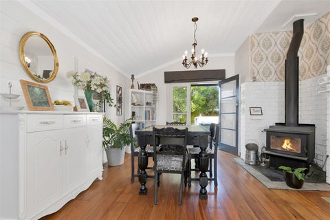 14 Parsonage Road, Woodend, Woodend