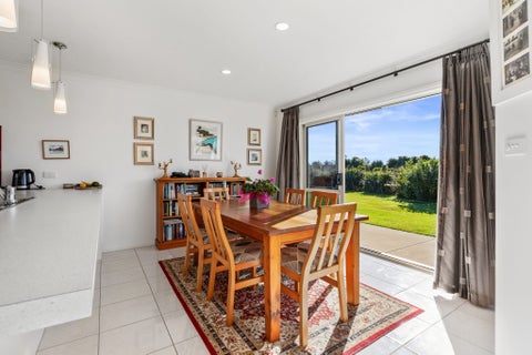 95 Oriental Parade, Papamoa Beach, Papamoa