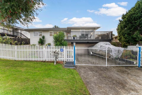 23 Chislehurst Street, Henderson, Auckland