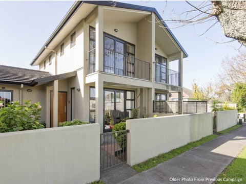 9/8 Landscape Road, Papatoetoe, Auckland