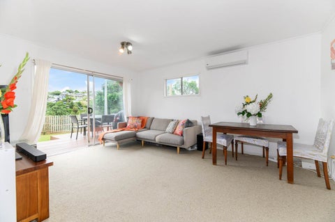 2/120 Lynbrooke Avenue, Blockhouse Bay, Auckland