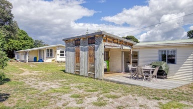 8 Wharfdale Crescent, Mangawhai Heads, Mangawhai