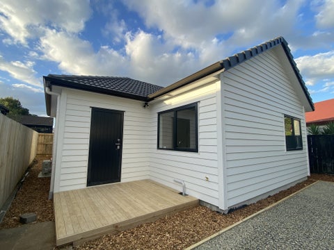 37 Seaward Place, Wattle Downs, Auckland