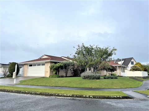 2 Aitchison Place, Levin, Levin