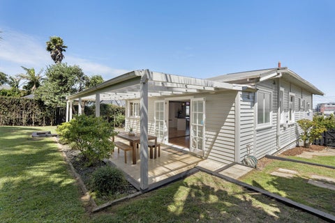 9 Quadrant Road, Onehunga, Auckland