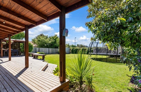 33 Hadley Wood Drive, Wattle Downs, Auckland