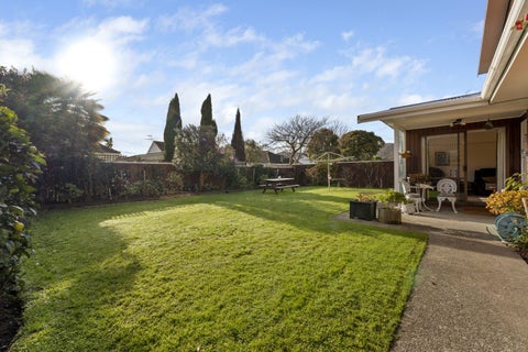 22 McEnroe Grove, Naenae, Lower Hutt
